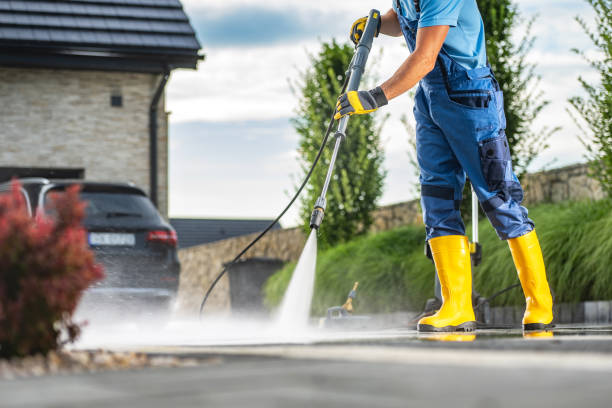 Best Post-Construction Pressure Washing  in Lisbon, IA